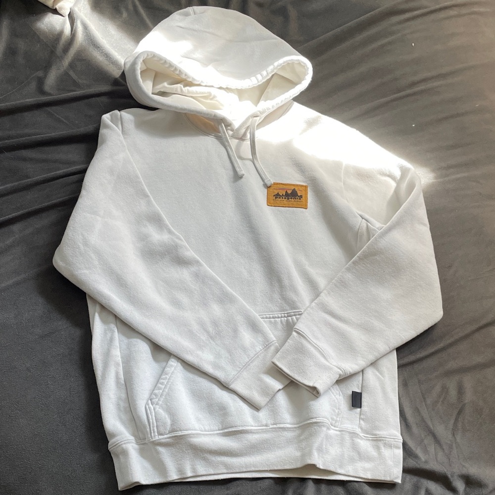 Patagonia White Hoodie with Mountain Patch